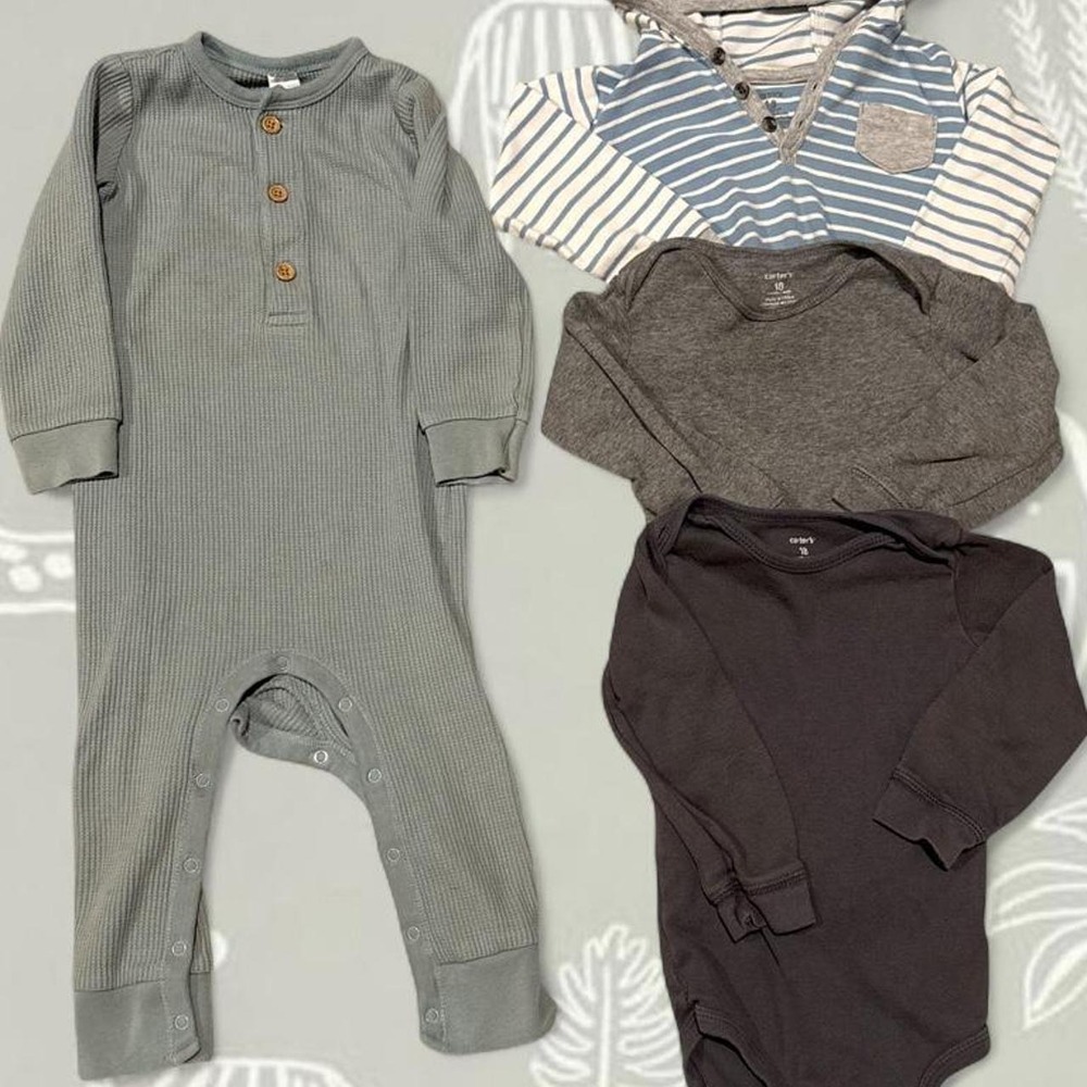 Baby boy bundle 18 MONTHS button / clip ons